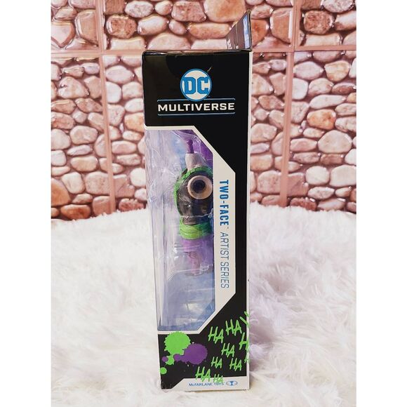 DC Multiverse Batman TWO FACE (Jokerized) 7" Figure Gold Label Target Exclusive - Picture 5 of 5